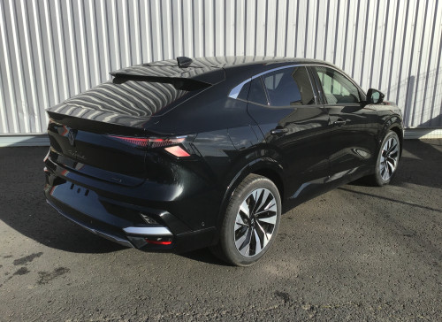 Renault RAFALE Nouveau E-Tech full hybrid 200 Techno