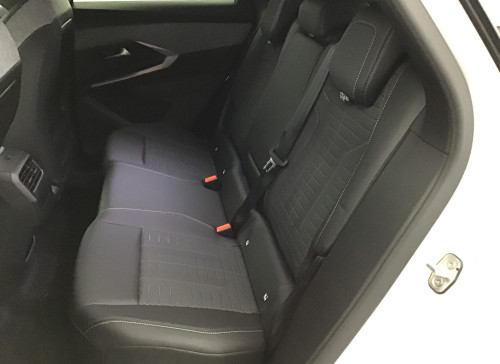 Peugeot 3008 Nouveau Hybrid 145 e-DCS6 GT