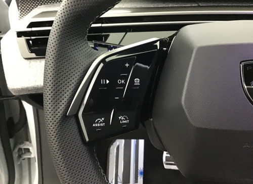 Peugeot 3008 Nouveau Hybrid 145 e-DCS6 GT