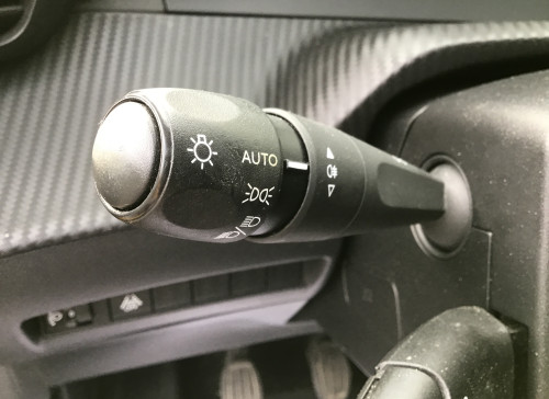 Peugeot 208 PureTech 100 S&S BVM6 Active