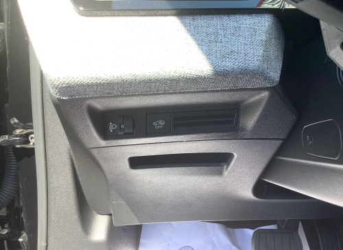 Peugeot 5008 Nouveau Hybrid 136 e-DCS6 Allure