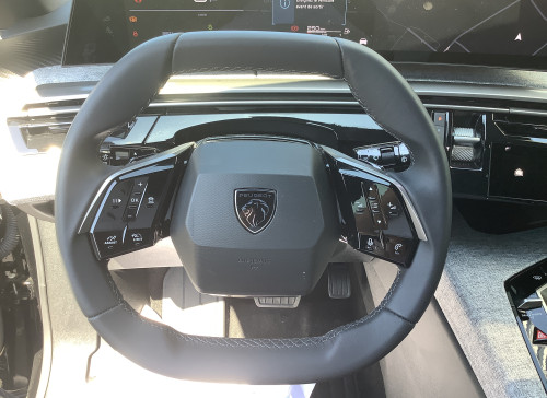Peugeot 5008 Nouveau Hybrid 136 e-DCS6 Allure