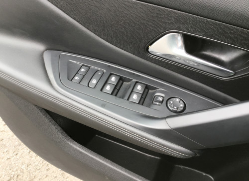 Peugeot 308 Nouvelle PureTech 130ch S&S EAT8 Allure