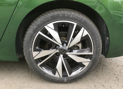 Peugeot 308 Nouvelle PureTech 130ch S&S EAT8 Allure
