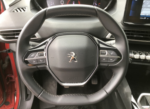 Peugeot 3008 Nouveau Puretech 130ch S&S BVM6 Allure