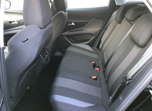 Peugeot 3008 Puretech 130ch S&S EAT8 Active Pack