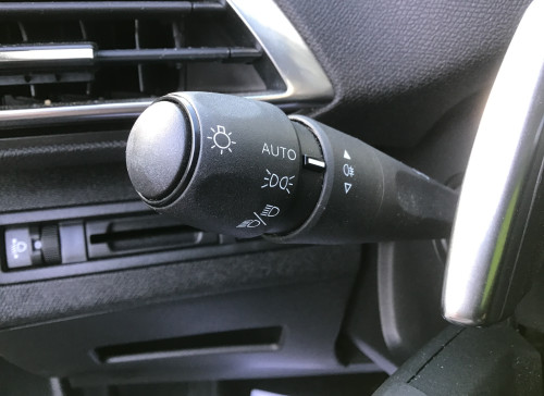 Peugeot 3008 Puretech 130ch S&S EAT8 Active Pack