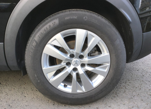 Peugeot 3008 Puretech 130ch S&S EAT8 Active Pack