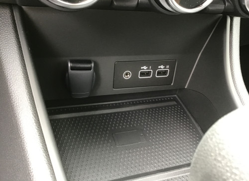 Renault CAPTUR mild hybrid 140 EDC Techno