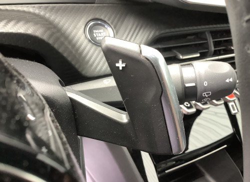 Peugeot 2008 Nouveau Hybrid 136 e-DCS6 Allure
