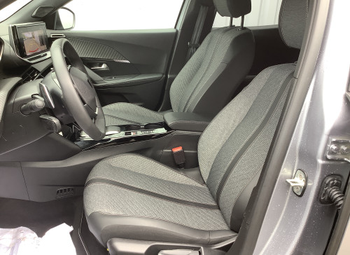 Peugeot 2008 Nouveau Hybrid 136 e-DCS6 Allure