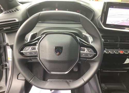 Peugeot 2008 Nouveau Hybrid 136 e-DCS6 Allure