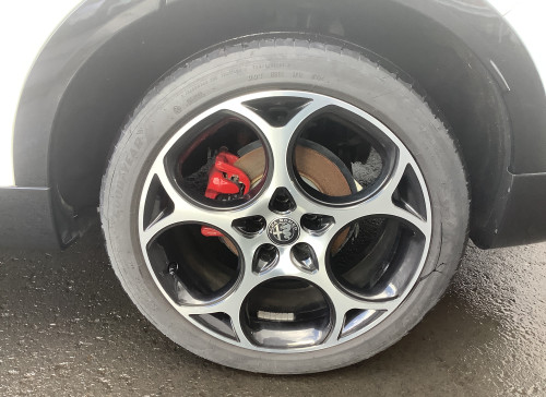 Alfa Romeo TONALE Nouveau 1.5 Hybrid 160 ch VGT TCT7 Veloce