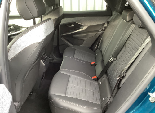 Peugeot 3008 Nouveau Hybrid 145 e-DCS6 Allure