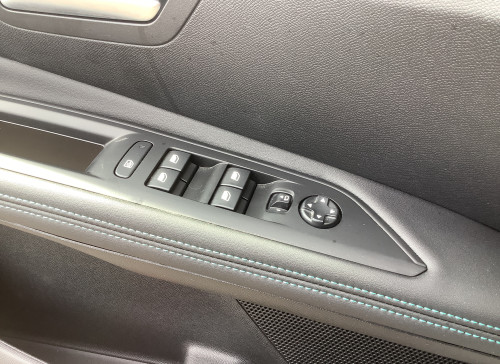 Peugeot 3008 Hybrid 136 e-DCS6 Allure Pack
