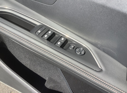 Peugeot 3008 Hybrid 145 e-DCS6 GT