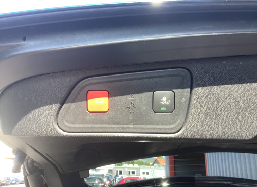 Peugeot 3008 Hybrid 145 e-DCS6 GT