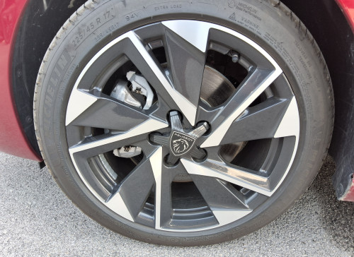 Peugeot 308 SW Hybrid 145 e-DCS6 Allure