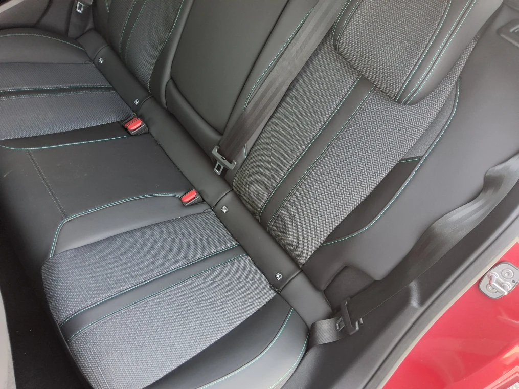 Peugeot 308 SW Hybrid 145 e-DCS6 Allure