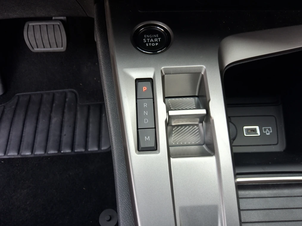 Peugeot 308 SW Hybrid 145 e-DCS6 Allure
