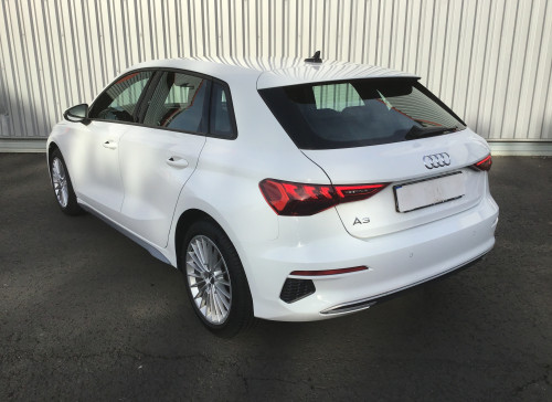 Audi A3 SPORTBACK Nouvelle 35 TFSI 150 S-Tronic 7 - Design