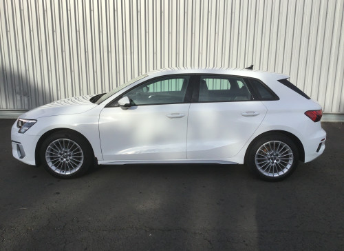 Audi A3 SPORTBACK Nouvelle 35 TFSI 150 S-Tronic 7 - Design