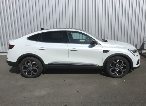 Renault ARKANA E-Tech 145 - 21B Intens