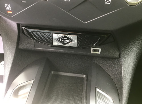 DS DS 3 Nouveau PureTech 130 EAT8 Performance Line+