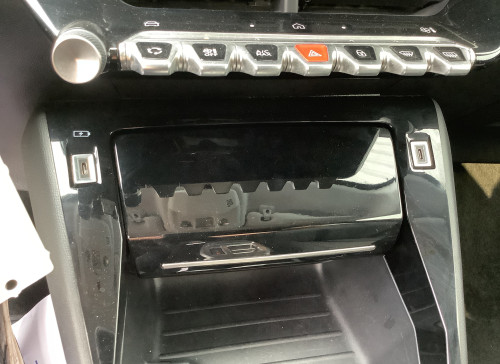 Peugeot 208 Nouvelle Hybrid 100 e-DCS6 Allure