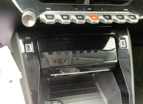 Peugeot 208 Nouvelle Hybrid 100 e-DCS6 Allure