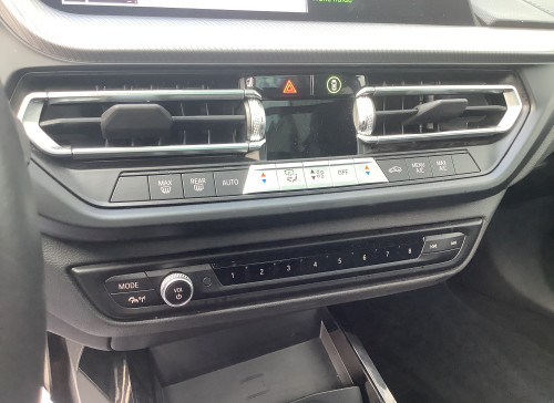 BMW SERIE 1 F40 118d 150 ch BVA8 M Sport