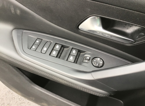 Peugeot 308 Nouvelle PureTech 130ch S&S EAT8 Allure