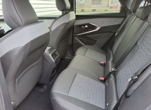 Peugeot 3008 Nouveau Hybrid 145 e-DCS6 Allure