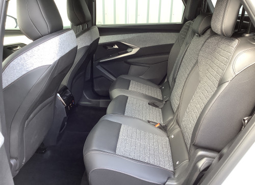 Peugeot 5008 Nouveau Hybrid 145 ch e-DCS6 Allure