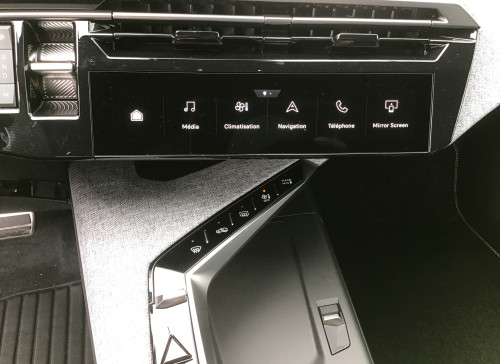 Peugeot 3008 Nouveau Hybrid 136 e-DCS6 GT