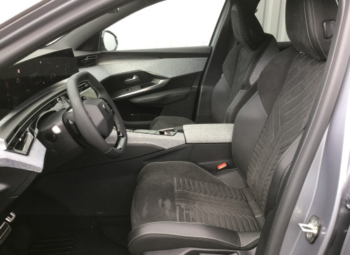 Peugeot 3008 Nouveau Hybrid 136 e-DCS6 GT