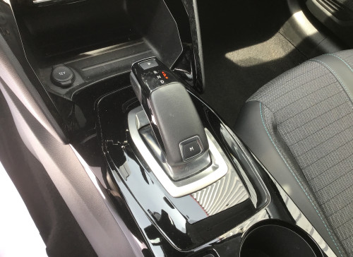 Peugeot 208 PureTech 100 S&S EAT8 Allure