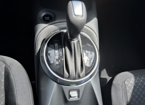 Nissan JUKE Nouveau HYBRID 143 N-Connecta