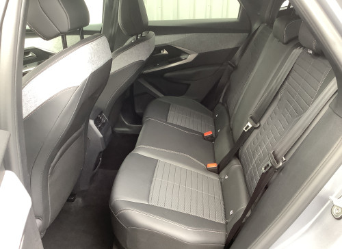 Peugeot 3008 Nouveau Hybrid 145 e-DCS6 Allure