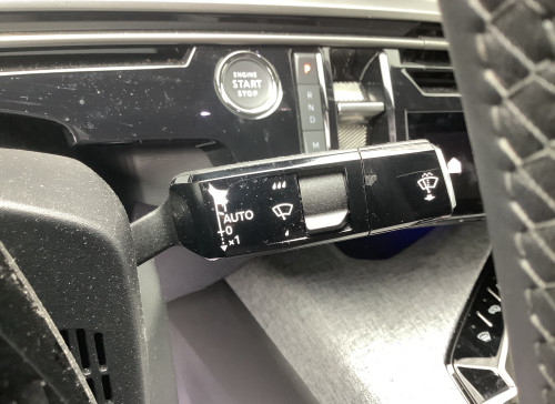 Peugeot 3008 Nouveau Hybrid 145 e-DCS6 Allure