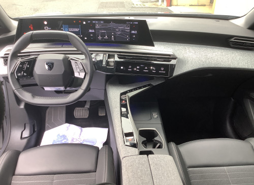 Peugeot 3008 Nouveau Hybrid 145 e-DCS6 Allure