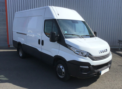 IVECO DAILY FOURGON FGN 35 C 14 V12 H2 QUAD-TOR BVM6