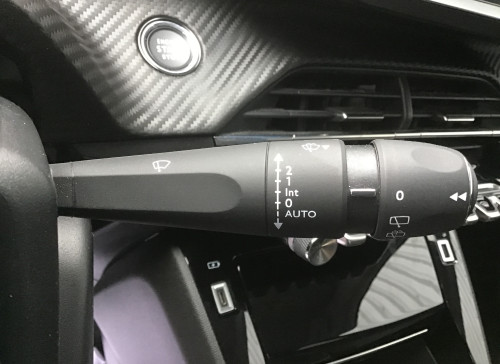 Peugeot 208 PureTech 100 S&S BVM6 Allure