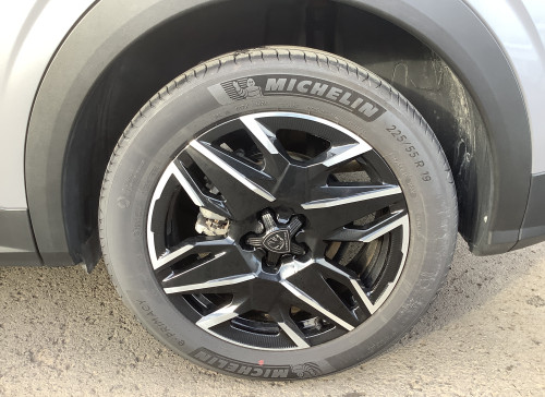 Peugeot 3008 Nouveau Hybrid 136 e-DCS6 Allure