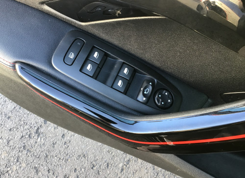 Peugeot 2008 PureTech 110ch S&S EAT6 GT Line