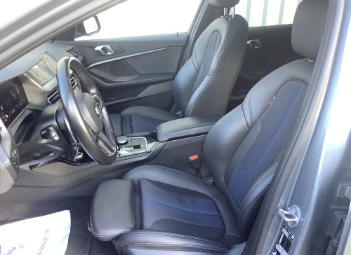 BMW SERIE 1 F40 118d 150 ch BVA8 M Sport