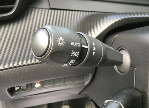 Peugeot 208 PureTech 100 S&S BVM6 Active