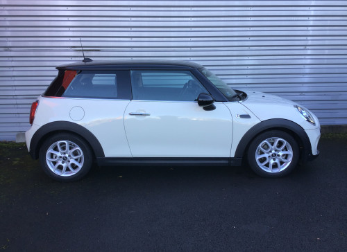 MINI HATCH 3 PORTES F56 LCI Cooper 136 ch BVA7