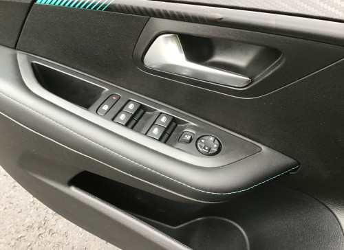 Peugeot 208 PureTech 100 S&S BVM6 Allure Pack