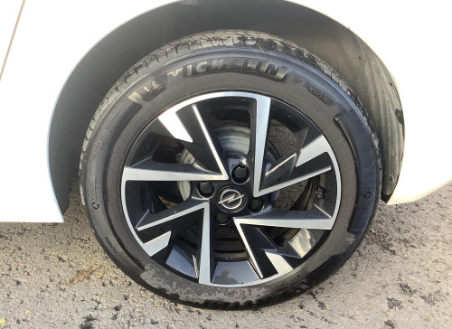 Opel CORSA Nouvelle 1.2 Turbo 100 ch BVM6 GS